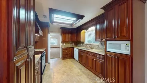 2524 Meadowrest Way, Madera, CA 93637 photo 13