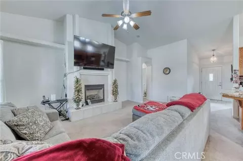 731 San Andrea Ave, Madera, CA 93637 photo 9