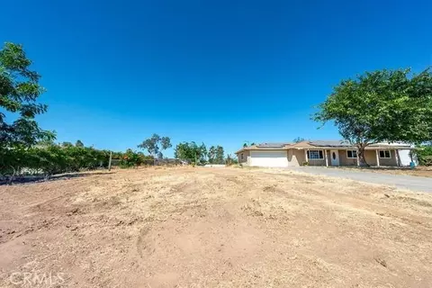17706 Brook Dr E, Madera, CA 93638 photo 3
