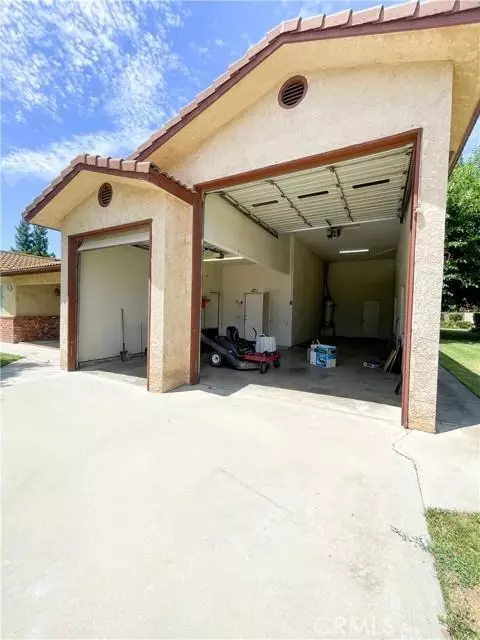 252 N Westberry Blvd, Madera, CA 93637 photo 26