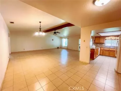 252 N Westberry Blvd, Madera, CA 93637 photo 4