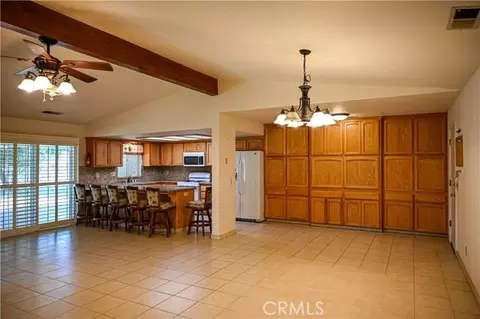 252 N Westberry Blvd, Madera, CA 93637 photo 9