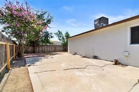 513 N Pine St, Madera, CA 93637 photo 23