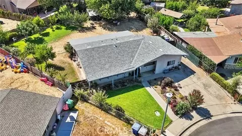 1448 Grayson Cir, Firebaugh, CA 93622 photo 3