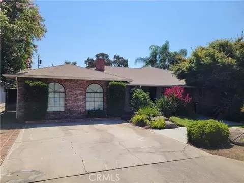 305 Hilton St, Madera, CA 93637 photo 1
