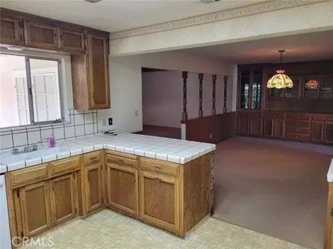 305 Hilton St, Madera, CA 93637 photo 11