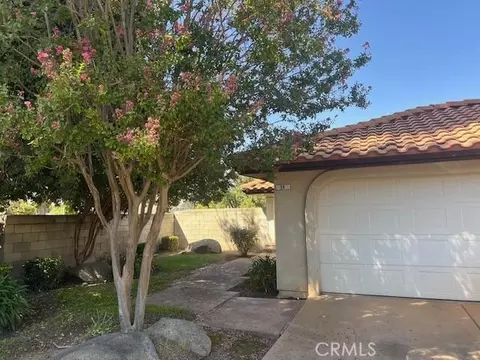 58 Rosewood Cir, Madera, CA 93637 photo 2