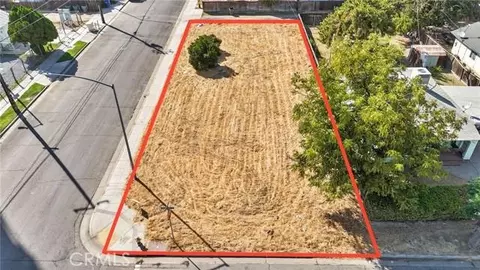 800 Columbia St, Madera, CA 93638 photo 3