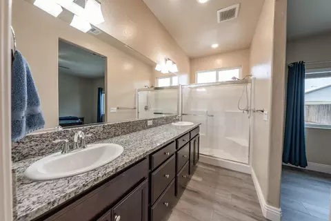 742 Strada St, Lemoore, CA 93245 photo 21