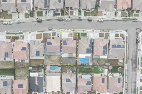 742 Strada St, Lemoore, CA 93245 photo 38