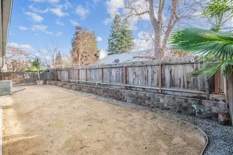 1514 Fallbrook Ave, Clovis, CA 93611 photo 20