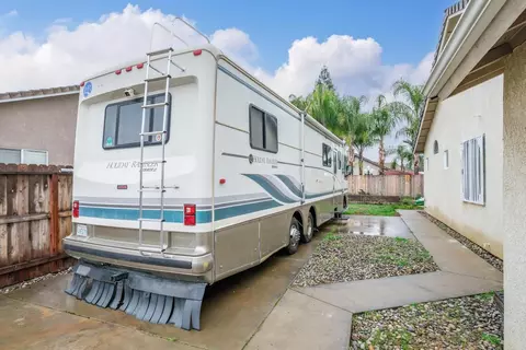 844 Mckelvy Ave, Clovis, CA 93611 photo 20
