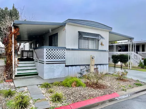1218 E Cleveland Ave #61, Madera, CA 93638 photo 1