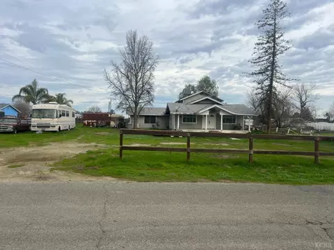 21128 Fairfax Ave, Lemoore, CA 93245 photo 1