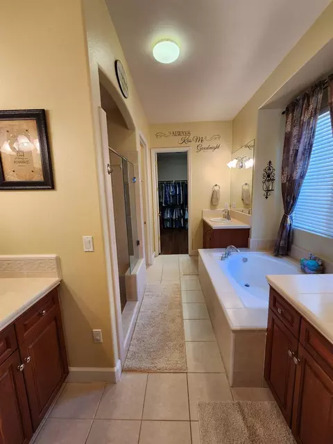 352 Omaha Ave, Clovis, CA 93619 photo 59