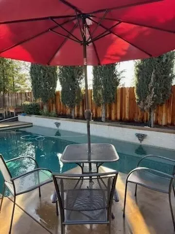 352 Omaha Ave, Clovis, CA 93619 photo 11