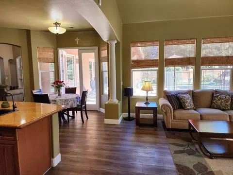352 Omaha Ave, Clovis, CA 93619 photo 25