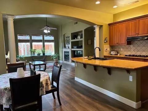 352 Omaha Ave, Clovis, CA 93619 photo 26