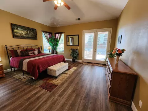 352 Omaha Ave, Clovis, CA 93619 photo 54
