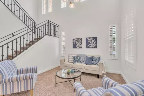 1747 N Hughes Ave, Clovis, CA 93619 photo 4