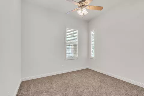 1747 N Hughes Ave, Clovis, CA 93619 photo 6