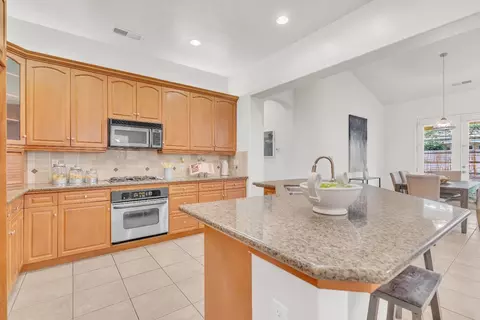 1747 N Hughes Ave, Clovis, CA 93619 photo 16