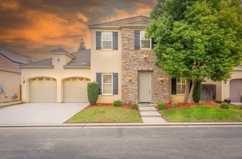1747 N Hughes Ave, Clovis, CA 93619 photo 1