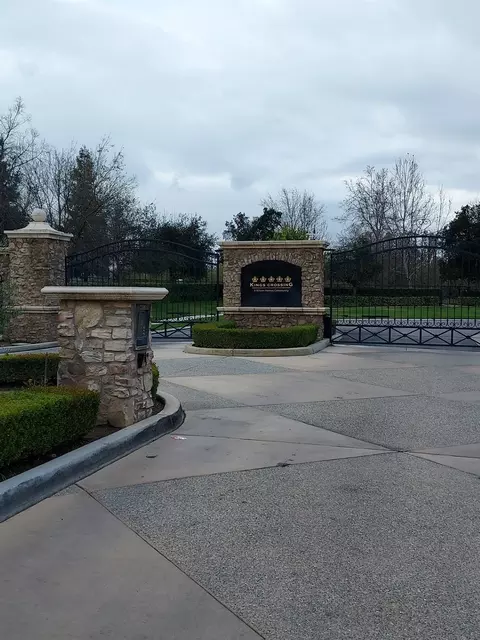 1747 N Hughes Ave, Clovis, CA 93619 photo 37