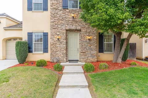 1747 N Hughes Ave, Clovis, CA 93619 photo 3