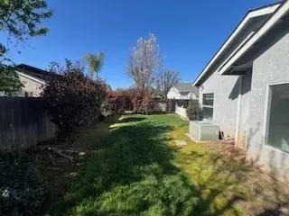 204 W Powers Ave, Clovis, CA 93619 photo 27