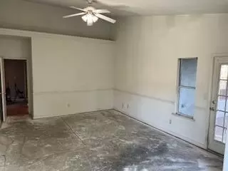 204 W Powers Ave, Clovis, CA 93619 photo 18