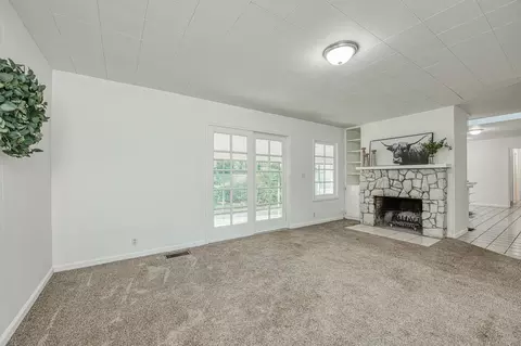 706 Trout Lake Dr, Sanger, CA 93657 photo 13
