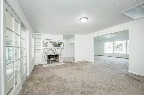706 Trout Lake Dr, Sanger, CA 93657 photo 14