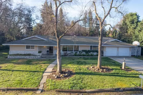 706 Trout Lake Dr, Sanger, CA 93657 photo 3