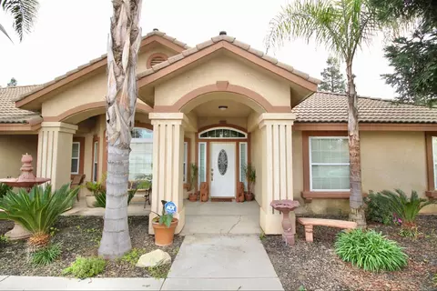 1513 Deborah Ln, Madera, CA 93637 photo 4