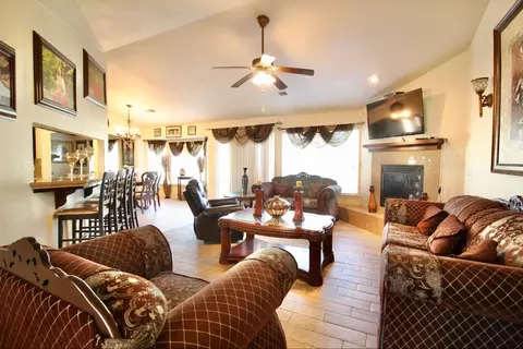 1513 Deborah Ln, Madera, CA 93637 photo 21