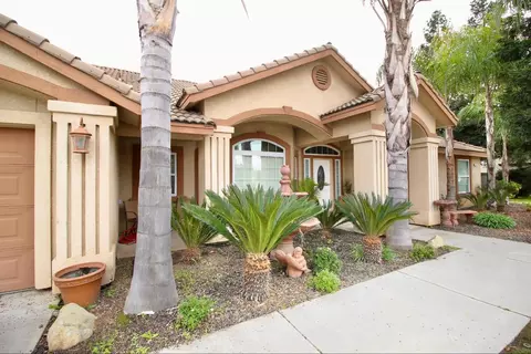 1513 Deborah Ln, Madera, CA 93637 photo 5