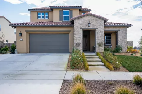 912 Vineyard Ct, Madera, CA 93636 photo 1
