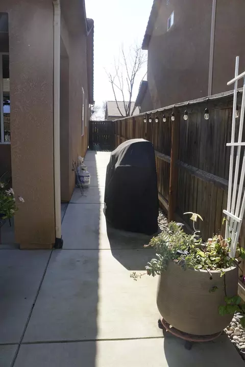 3987 Chessa Ln, Clovis, CA 93619 photo 36