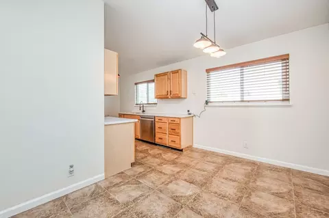 105 Dennis Dr, Clovis, CA 93612 photo 6