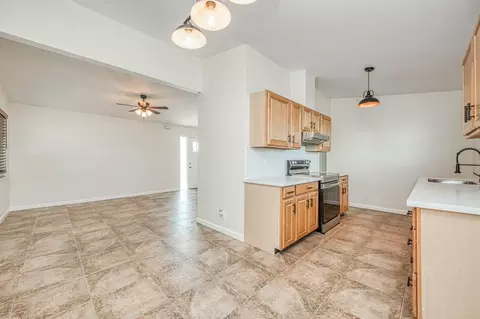105 Dennis Dr, Clovis, CA 93612 photo 8
