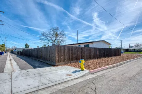 105 Dennis Dr, Clovis, CA 93612 photo 26