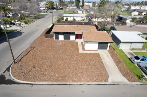 105 Dennis Dr, Clovis, CA 93612 photo 27