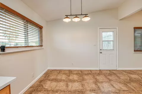 105 Dennis Dr, Clovis, CA 93612 photo 11