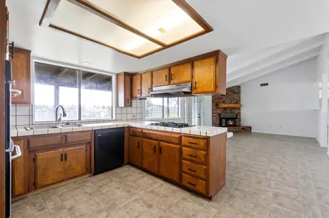 17308 Karen Rd, Madera, CA 93636 photo 13