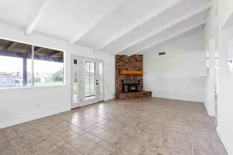 17308 Karen Rd, Madera, CA 93636 photo 8
