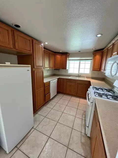 46371 Orchard Dr, Miramonte, CA 93641 photo 5
