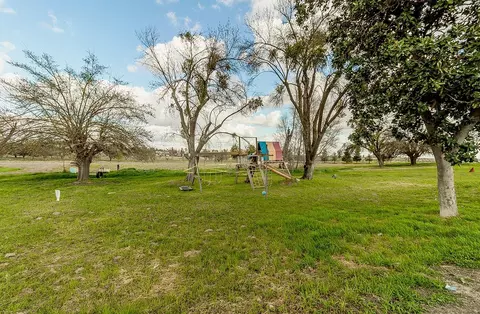 12252 E Rose Ave, Selma, CA 93662 photo 39