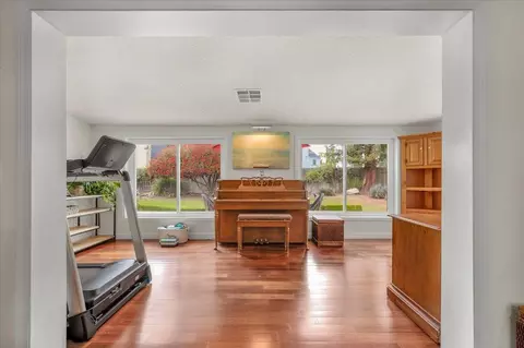 2177 Mitchell Ave, Clovis, CA 93611 photo 8