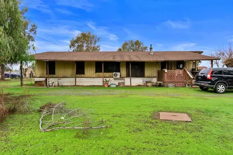 26149 Adell St, Madera, CA 93638 photo 8